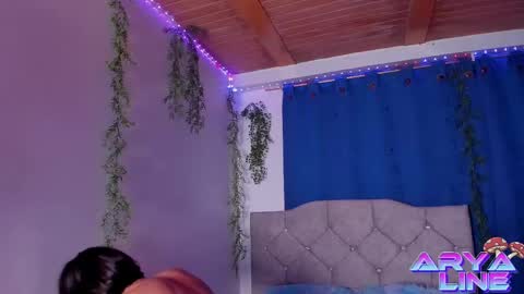 Snapshot of arya_line chatting on March 12, 6:29 am Arys online show from March 12, 6:29 am