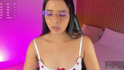 Snapshot of arya_ruiz chatting on January 7, 3:54 pm Arya online show from January 7, 3:54 pm