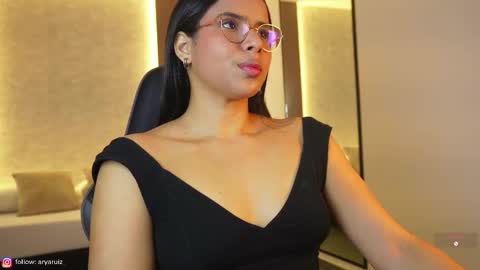 Snapshot of arya_ruiz chatting on October 15, 1:22 pm Arya online show from October 15, 1:22 pm