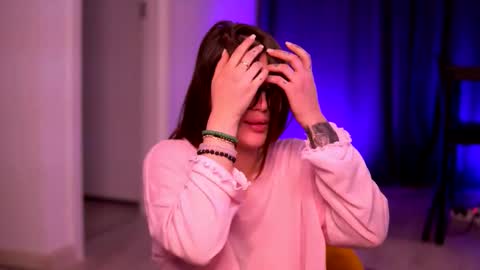 Snapshot of aryadeluna chatting on October 21, 6:41 pm Lunaa online show from October 21, 6:41 pm