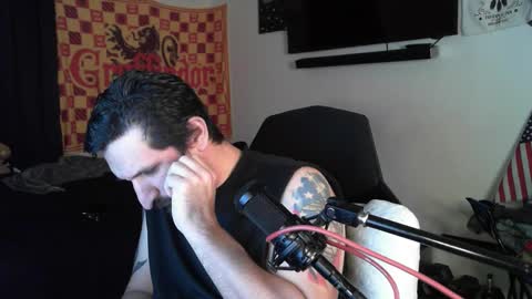 Snapshot of asanator101 chatting on October 16, 1:50 am devilPup75 online show from October 16, 1:50 am