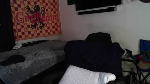 Snapshot of asanator101 chatting on October 29, 7:43 am devilPup75 online show from October 29, 7:43 am