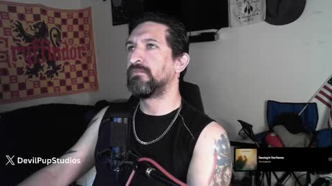 Snapshot of asanator101 chatting on November 4, 6:40 pm devilPup75 online show from November 4, 6:40 pm