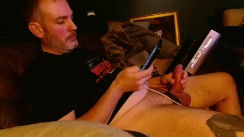 Snapshot of aschke chatting on November 1, 12:12 am aschke online show from November 1, 12:12 am