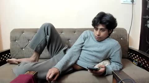 Snapshot of ash2730 chatting on February 8, 7:38 pm ash2730 online show from February 8, 7:38 pm