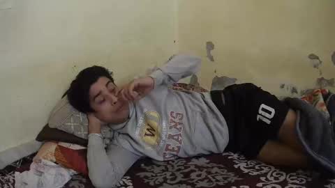 Snapshot of ash2730 chatting on December 4, 2:43 am ash2730 online show from December 4, 2:43 am