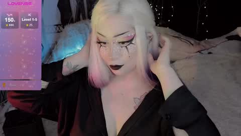 Snapshot of asha_nekooo chatting on January 15, 11:08 pm Sasha next stream December 4st at 0000- 0030 am German time online show from January 15, 11:08 pm