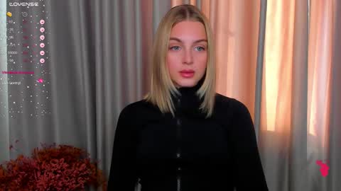 your pretty Ashley online show from September 14, 6:34 am