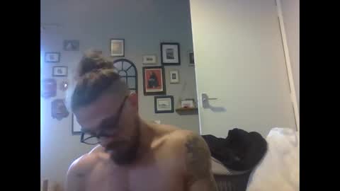 Snapshot of ashdrewery01519813 chatting on November 24, 3:01 pm ashdrewery01519813 online show from November 24, 3:01 pm