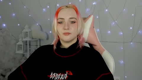 Snapshot of asheluck chatting on January 26, 11:29 pm AshleyAshe online show from January 26, 11:29 pm