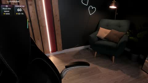 Snapshot of ashhasmy chatting on September 19, 12:17 pm Ash online show from September 19, 12:17 pm