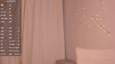 Snapshot of ashhasmy chatting on November 16, 12:22 pm Ash online show from November 16, 12:22 pm