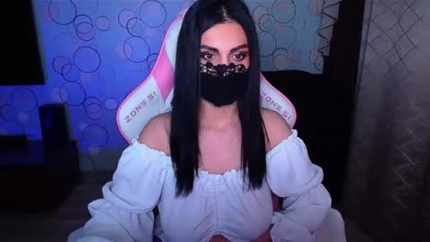 Snapshot of ashley__cooper__ chatting on November 12, 4:35 am Yasmina online show from November 12, 4:35 am