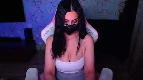 Snapshot of ashley__cooper__ chatting on December 1, 4:06 am Yasmina online show from December 1, 4:06 am