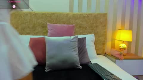 Snapshot of ashley__foxx_ chatting on January 22, 2:56 pm ashley online show from January 22, 2:56 pm