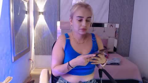 ashley__tylor online show from February 28, 3:07 am