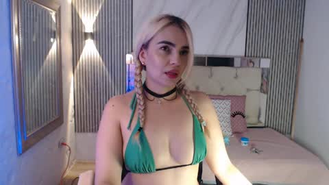 ashley__tylor online show from March 30, 3:07 am