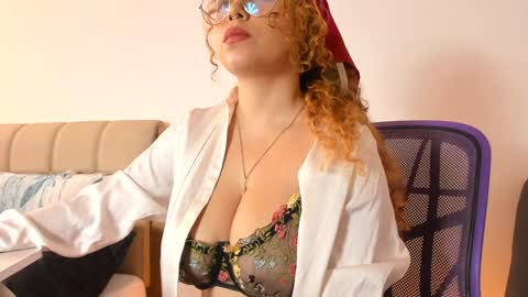 Soy Ash online show from February 5, 4:36 pm