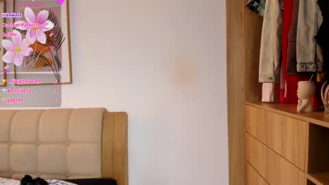 Soy Ash online show from February 22, 5:55 pm