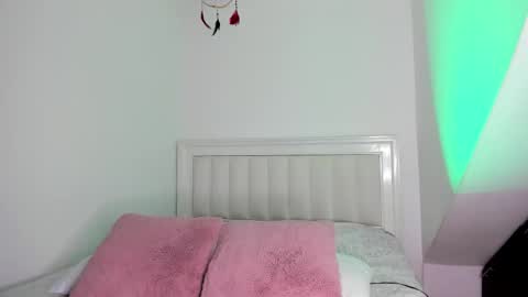 ashley_blair online show from April 18, 4:22 pm