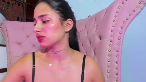 Snapshot of ashley_fresita chatting on February 23, 2:18 am ASHLEY online show from February 23, 2:18 am