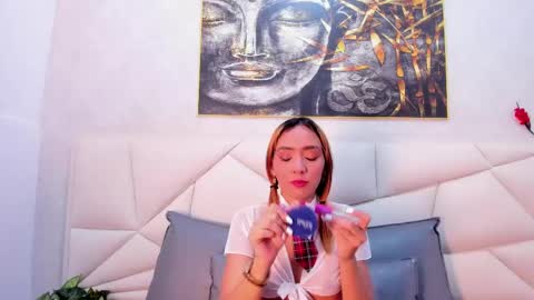 ashley_miller26 online show from February 12, 11:29 am