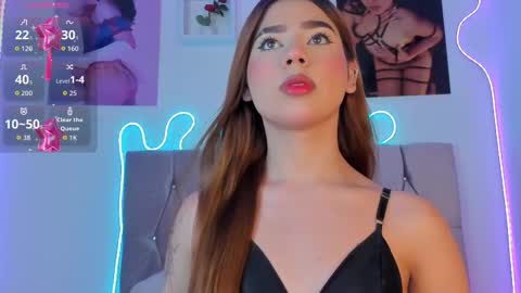 Snapshot of ashley_piinkk chatting on November 2, 10:17 am Ashley online show from November 2, 10:17 am