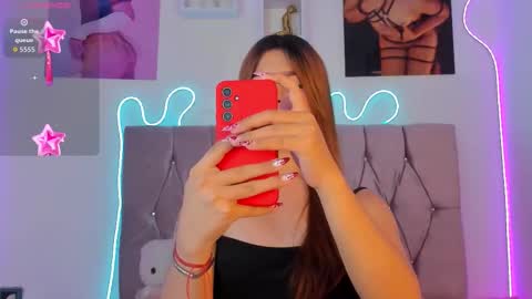 Snapshot of ashley_piinkk chatting on November 4, 12:04 pm Ashley online show from November 4, 12:04 pm