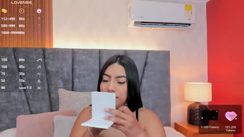 Sara Smith online show from December 28, 6:50 pm