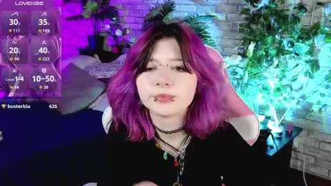 Ashley online show from April 16, 9:39 pm