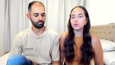 Snapshot of ashleyandzamir chatting on October 1, 8:15 pm Ashley  Zamir online show from October 1, 8:15 pm