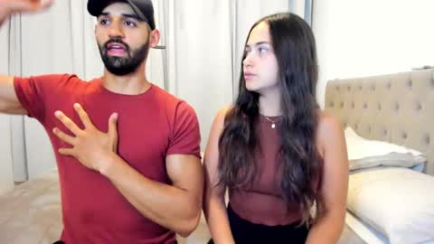Snapshot of ashleyandzamir chatting on October 17, 11:18 pm Ashley  Zamir online show from October 17, 11:18 pm