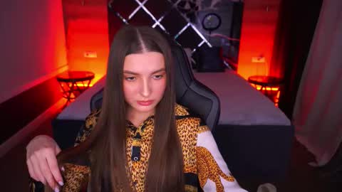 Snapshot of ashleybaee chatting on November 4, 1:32 pm ashleybaee online show from November 4, 1:32 pm