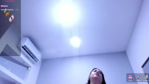 Snapshot of ashleydavis_ chatting on March 11, 2:43 am ASHLEY online show from March 11, 2:43 am