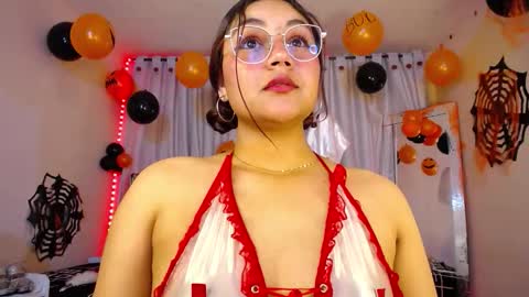 Snapshot of ashleyevanz chatting on October 22, 4:57 am Ashlei Evanz online show from October 22, 4:57 am