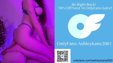 Snapshot of ashleykane2001 chatting on September 22, 2:35 am Ashley online show from September 22, 2:35 am