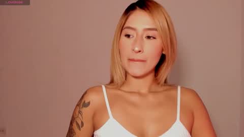 Snapshot of ashleyroys_111 chatting on October 30, 3:57 pm dahiana online show from October 30, 3:57 pm