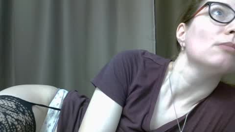 Ashley online show from February 21, 9:45 am