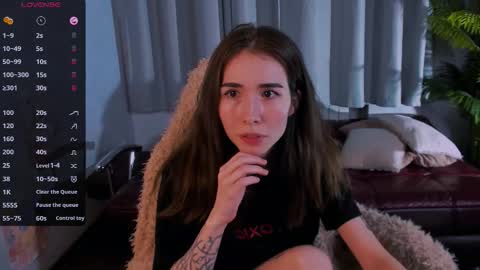 Snapshot of ashleytoxic chatting on November 26, 8:04 am Ashley online show from November 26, 8:04 am