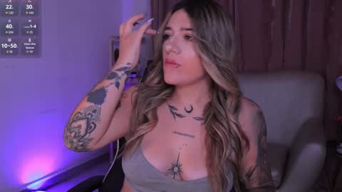 Ashley Lauren online show from November 6, 4:02 am