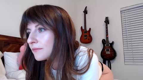 Snapshot of ashleyyylove13 chatting on November 8, 7:41 am Ashley Love online show from November 8, 7:41 am