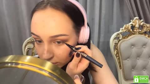 Anna online show from February 16, 7:10 pm