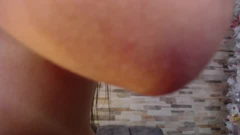 Snapshot of ashlye_hill chatting on December 6, 6:48 am Ashlye  online show from December 6, 6:48 am