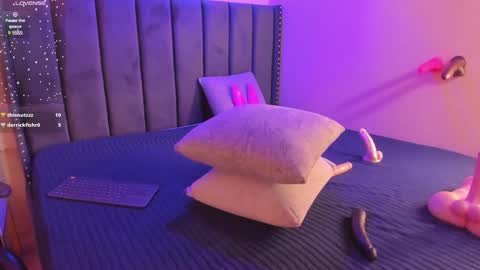 Snapshot of ashlye_miller_ chatting on January 30, 7:07 am ashlye_miller_ online show from January 30, 7:07 am