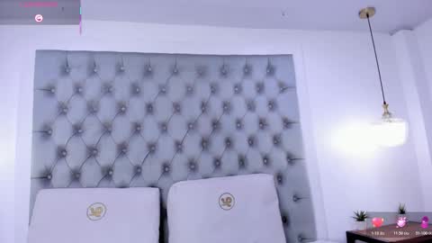 Snapshot of ashlyn_parker chatting on December 4, 8:39 pm ashlyn online show from December 4, 8:39 pm