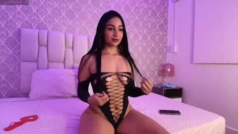 Ashly Rouxx online show from April 9, 9:31 pm