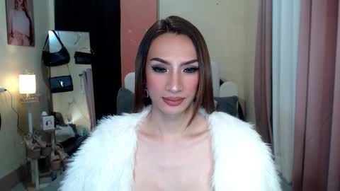 Snapshot of ashthebigcock chatting on March 2, 11:11 pm AshTheBigCock online show from March 2, 11:11 pm