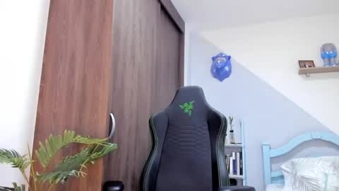 my name real is camilo online show from December 6, 7:56 pm