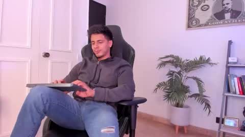 my name real is camilo online show from October 21, 3:18 am