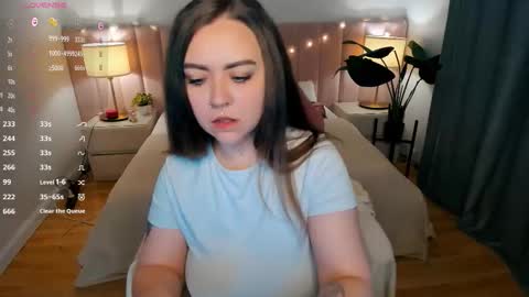 Your girlfriend online show from October 7, 11:02 pm